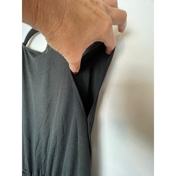 Halara V Neck Short Sleeve Side Pocket Wide Leg Flowy Waffle Casual Jumpsuit NWT - Picture 10 of 16